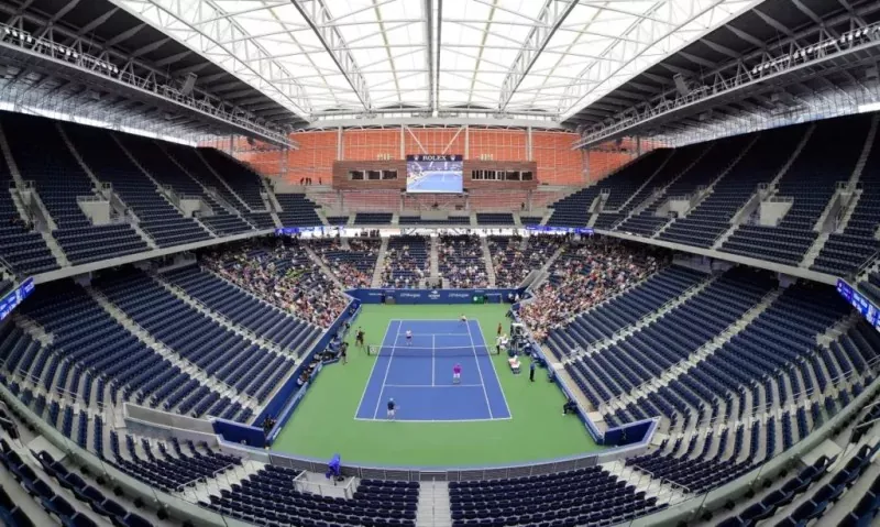 Kaho ea tšepe ea Lebala la Tennis ea ka Hare