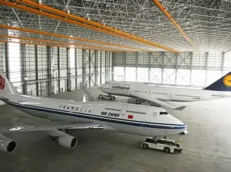 Tlhokomelo ea Sebopeho sa tšepe Hangar